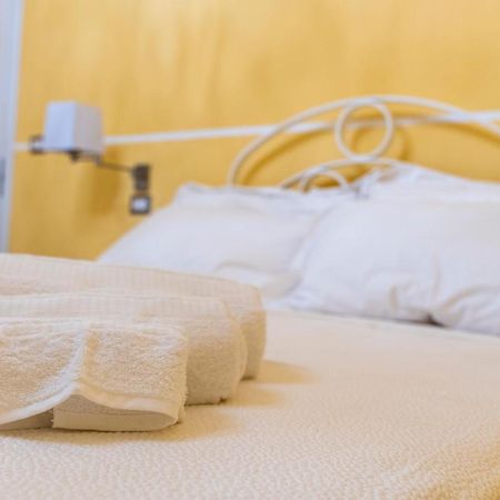A Casa Dei Miei Hotel San Pietro Vernotico Eksteriør billede