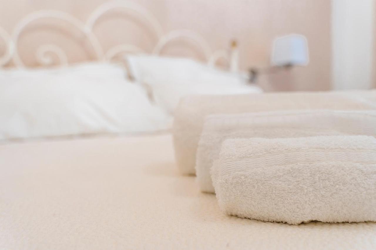 A Casa Dei Miei Hotel San Pietro Vernotico Eksteriør billede