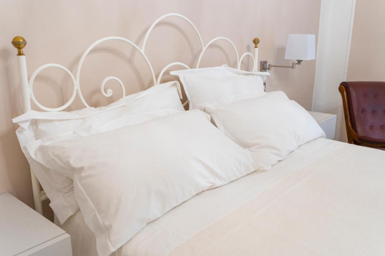 A Casa Dei Miei Hotel San Pietro Vernotico Eksteriør billede