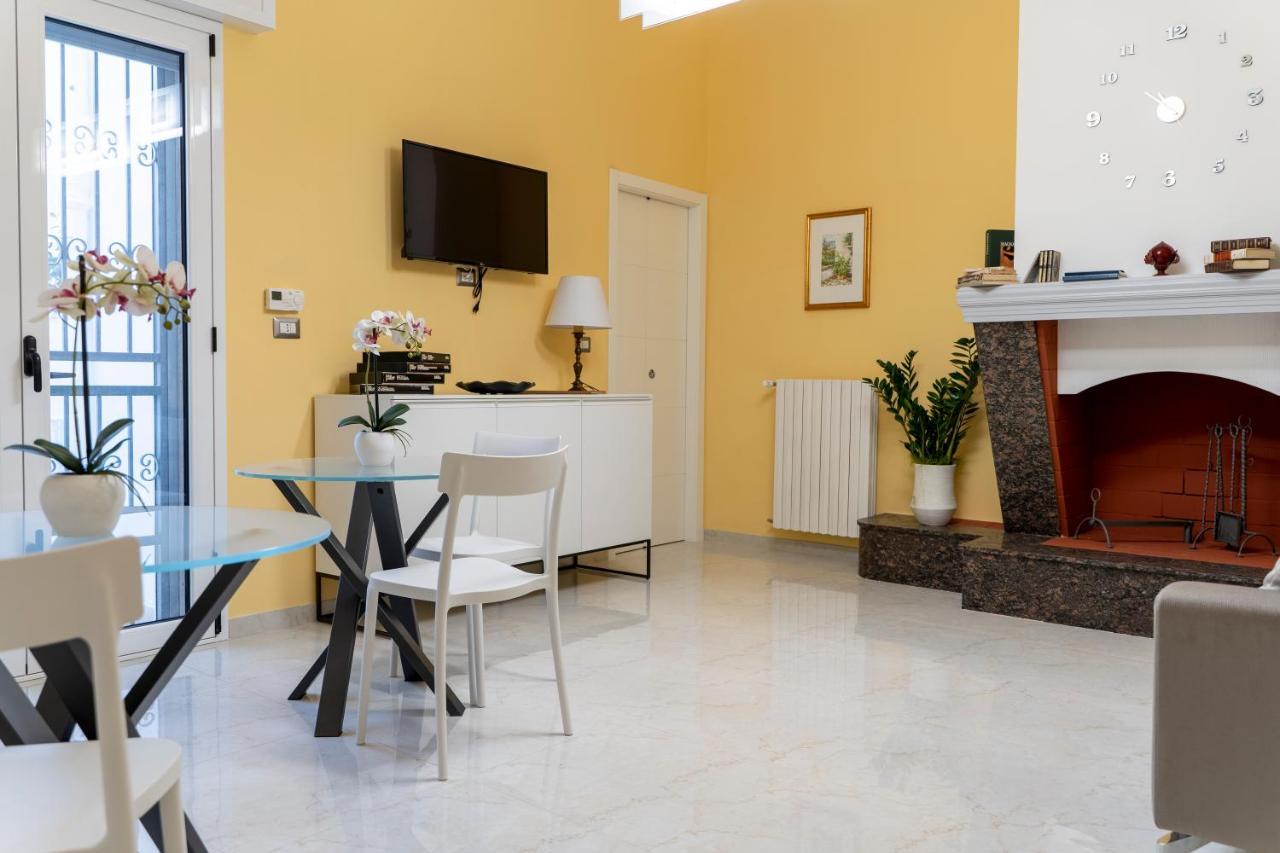 A Casa Dei Miei Hotel San Pietro Vernotico Eksteriør billede
